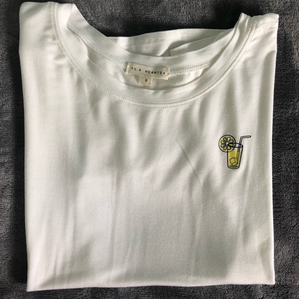 Lemonade graphic tee
